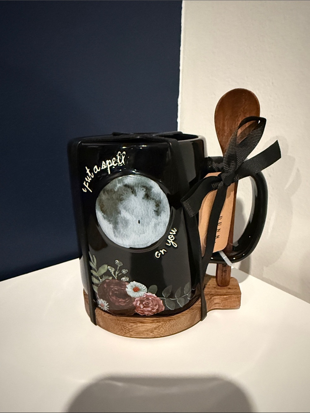 NWT - I put a spell on you Rae Dunn mug